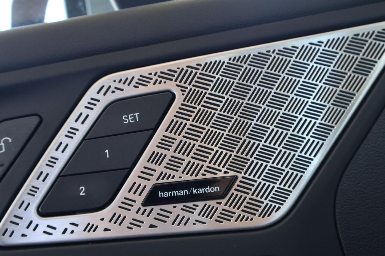 BMW 2-SERIE Active Tourer 220i | M Sportpakket | Stoelen Pakket | Premium Pack