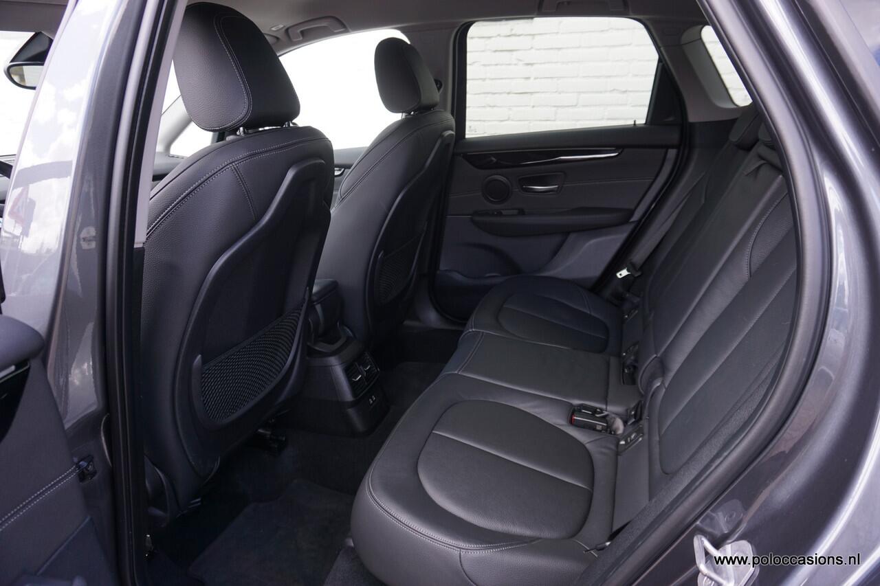BMW 2-SERIE Active Tourer 218i Automaat | Sportinter | Headup | DAB+ | Leer
