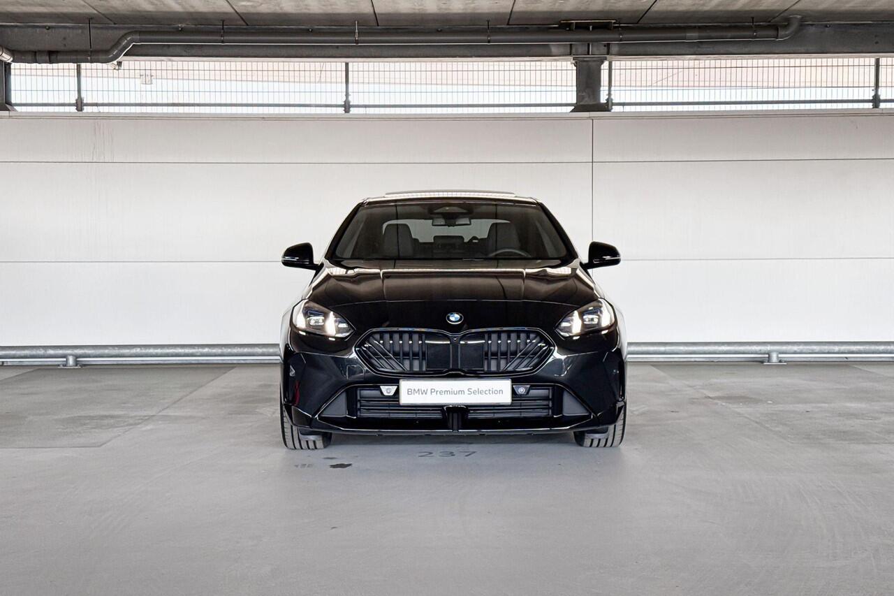 BMW 2-SERIE Gran Coupé 220 | Selections | M Sportpakket Pro | Glazen panoramadak