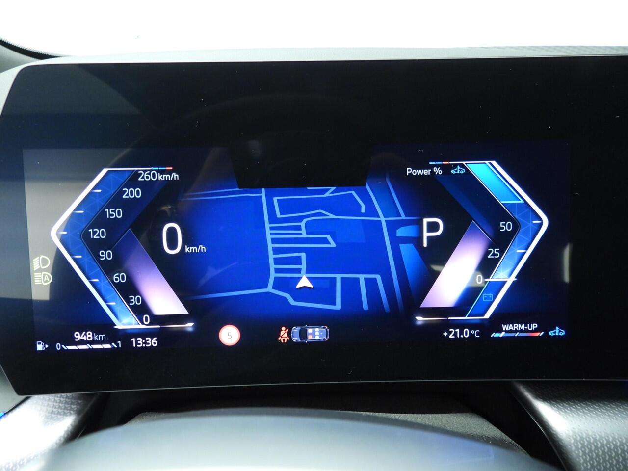 BMW 2-SERIE Active Tourer 220i | M-Sportpakket | LED | Navigatie | Sportstoelen | Stoelverwarming | Keyles go | DAB | Alu 17 inch