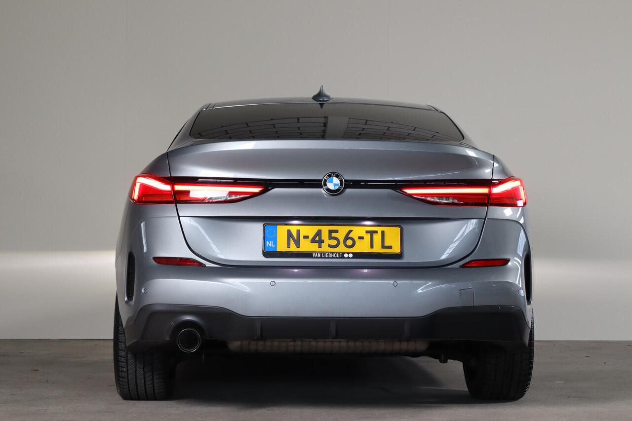 BMW 2-SERIE Gran Coupé 218i Business Edition M-Sport NL-Auto!! 19'' LM I Nav I Apple Car-Play