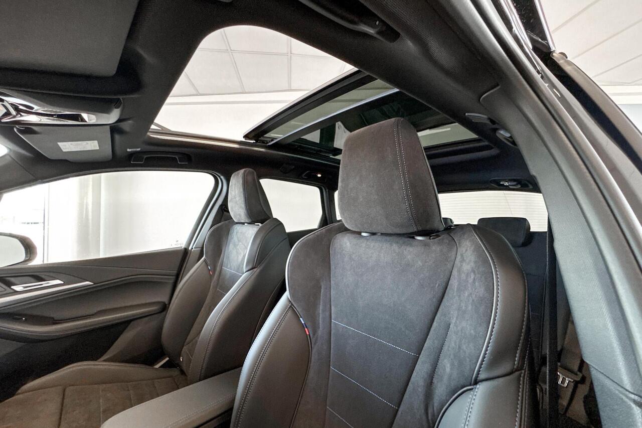 BMW 2-SERIE Active Tourer 225e xDrive | M Sport | Premium Pack | Travel Pack