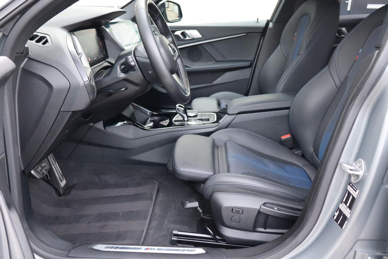 BMW 2-SERIE Gran Coupé 218i Business Edition M-Sport NL-Auto!! 19'' LM I Nav I Apple Car-Play
