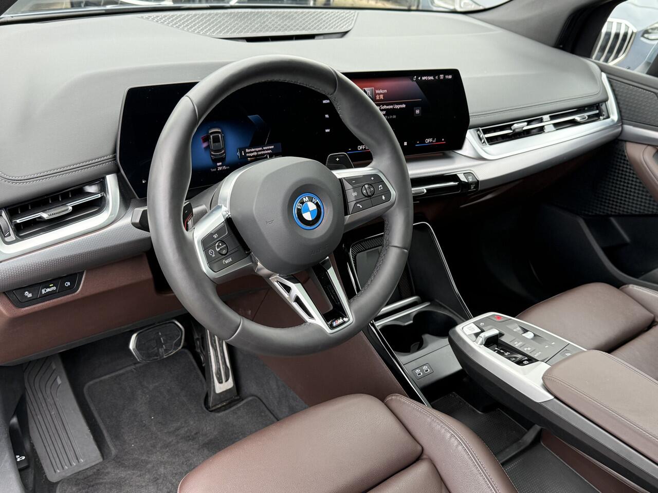 BMW 2-SERIE Active Tourer 225e xDrive | M-Sport | 18'' | Panorama | Camera | Sportstoel. | Stoelverw.