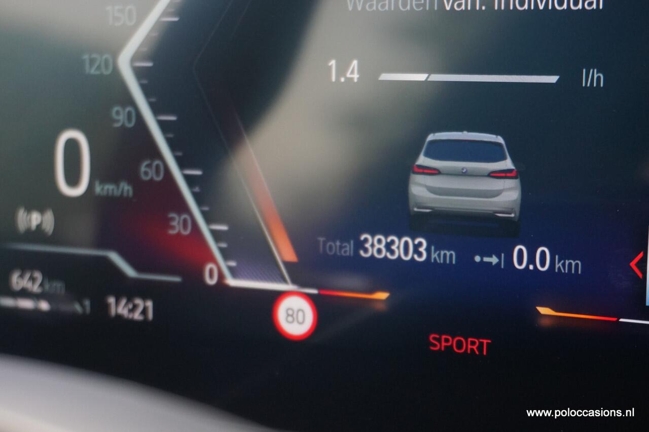 BMW 2-SERIE Active Tourer 218i Steptronic | Curved screen | Head Up | LED | Carplay