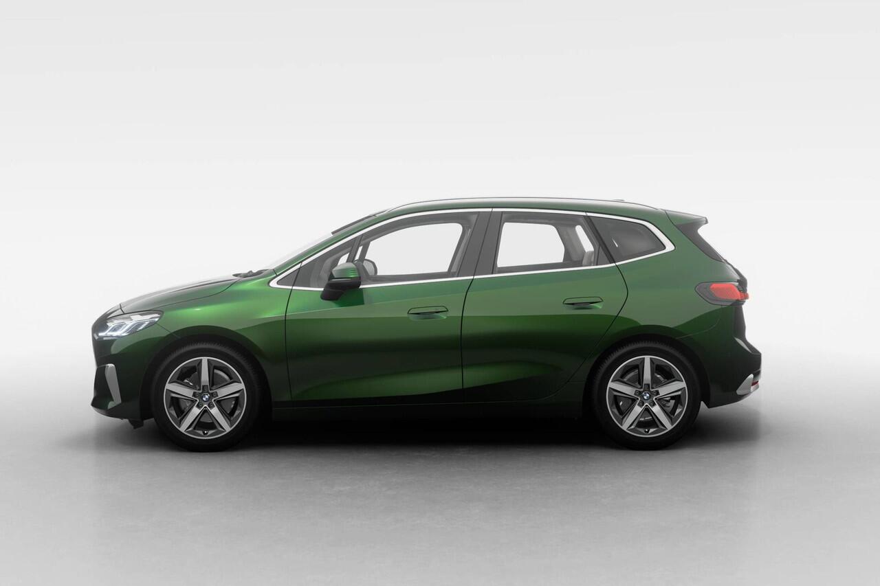 BMW 2-SERIE Active Tourer 218i | Luxury Line | Premium Pack | Glazen Panoramadak | VPLD