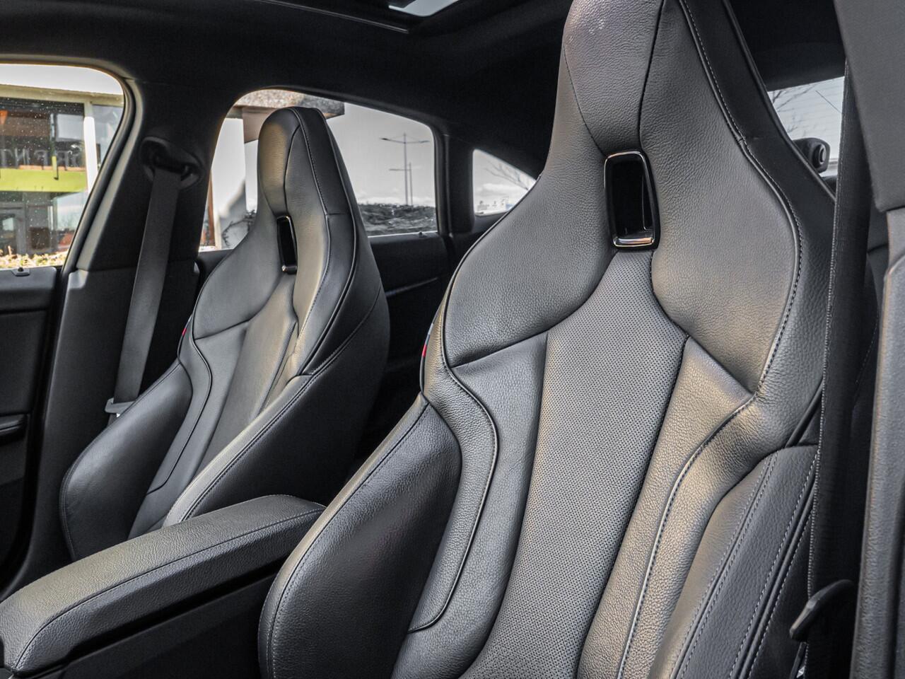 BMW 2-SERIE Gran Coupé 218i High Exe M-Sport ORG NL PANO LEDER ELEK SCHAALSTOEL 19 INCH HIFI SHADOW LINE