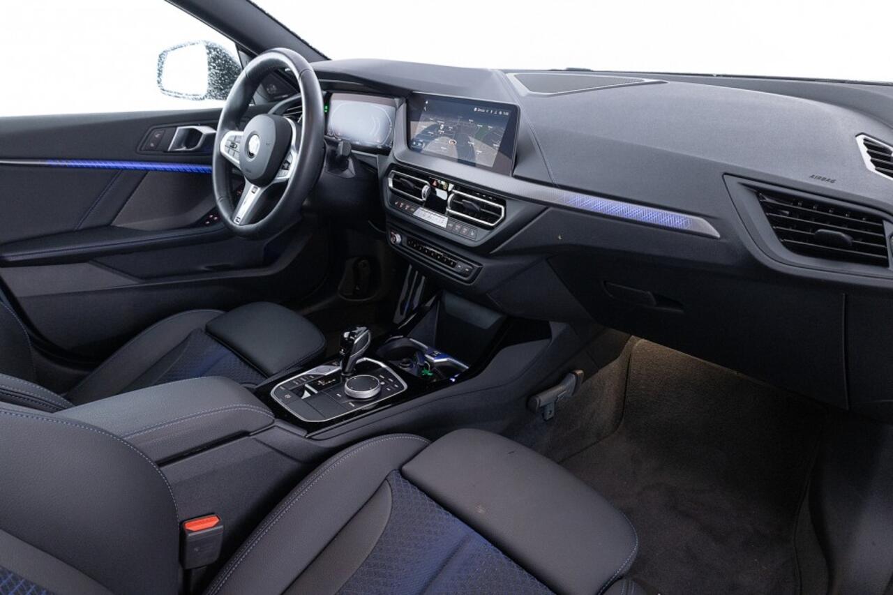 BMW 2-SERIE 218 Gran Coupé M-sport | PANORAMADAK | harman/kardon | Half LEDER