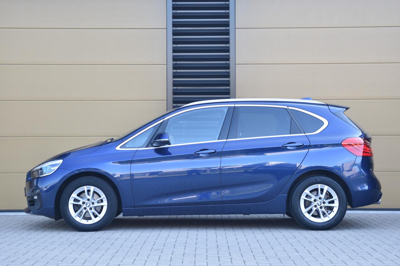 BMW 2-SERIE Active Tourer 218i Executive Edition * Head-up * Sportline uitvoering * LED * Facelift *