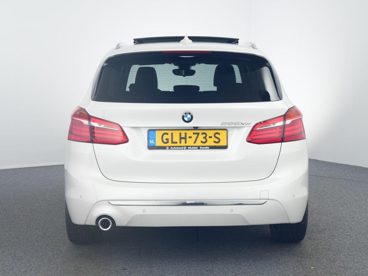 BMW 2-SERIE Active Tourer 225xe iPerformance High Executive | Pano | HUD | Leer | Camera | Carplay