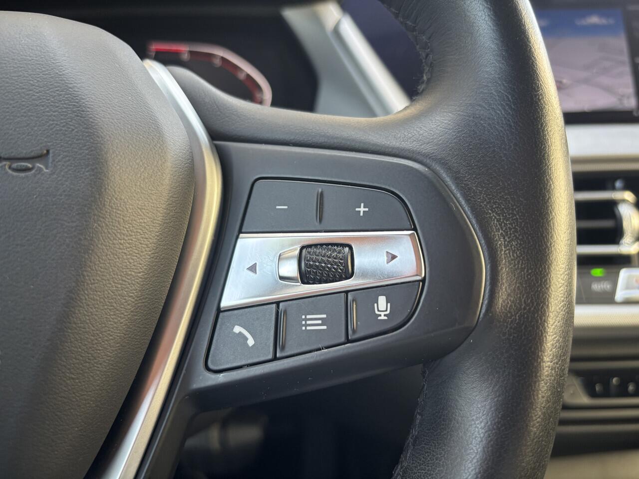 BMW 2-SERIE Gran Coupé 218i Executive | Apple Carplay/Android Auto | 18 inch ///M Velgen | LED |