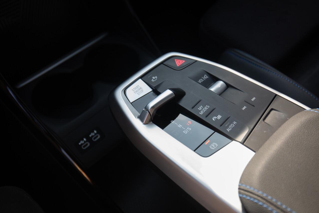 BMW 2-SERIE Active Tourer 225e xDrive M-Sport , Trekhaak, Sportstoelen,