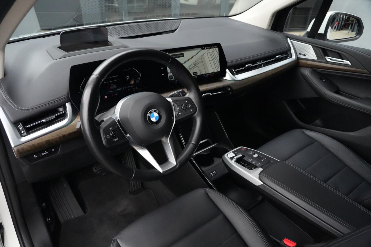 BMW 2-SERIE Active Tourer 218i 136pk Panoramadak/Stoelverwarming/Camera