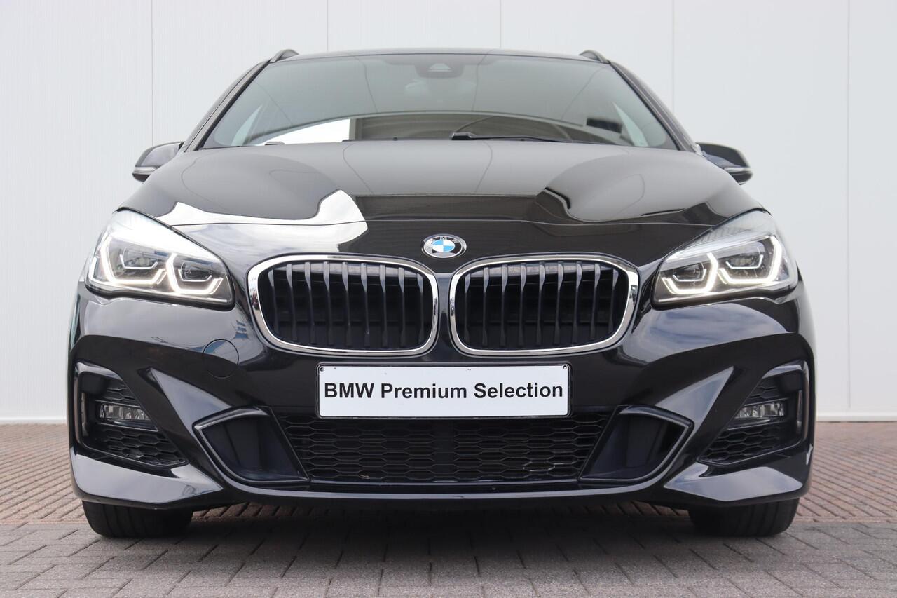 BMW 2-SERIE Active Tourer 218i Executive M-Sport pakket/ Sportstoelen/ Cruise control/ Climate control/ Navigatie