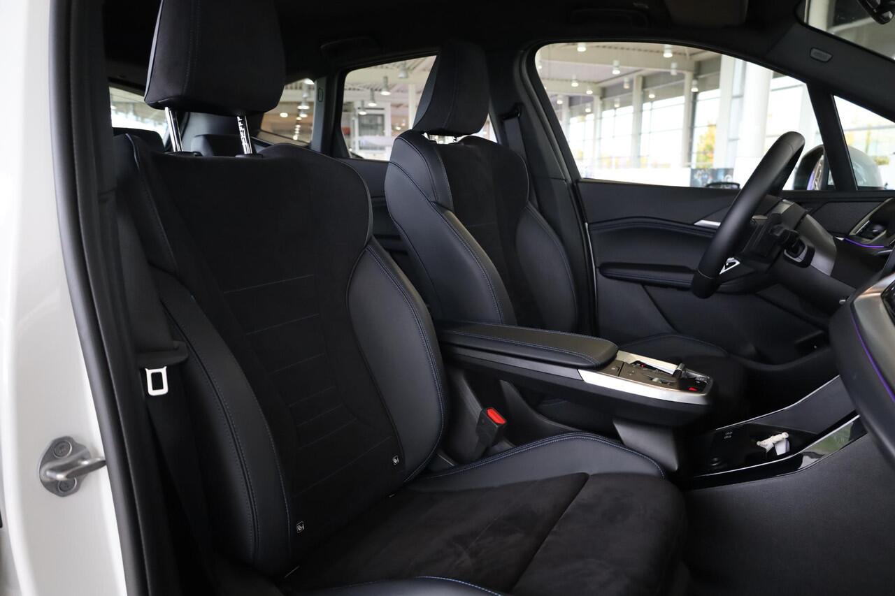 BMW 2-SERIE Active Tourer 220i | M Sportpakket