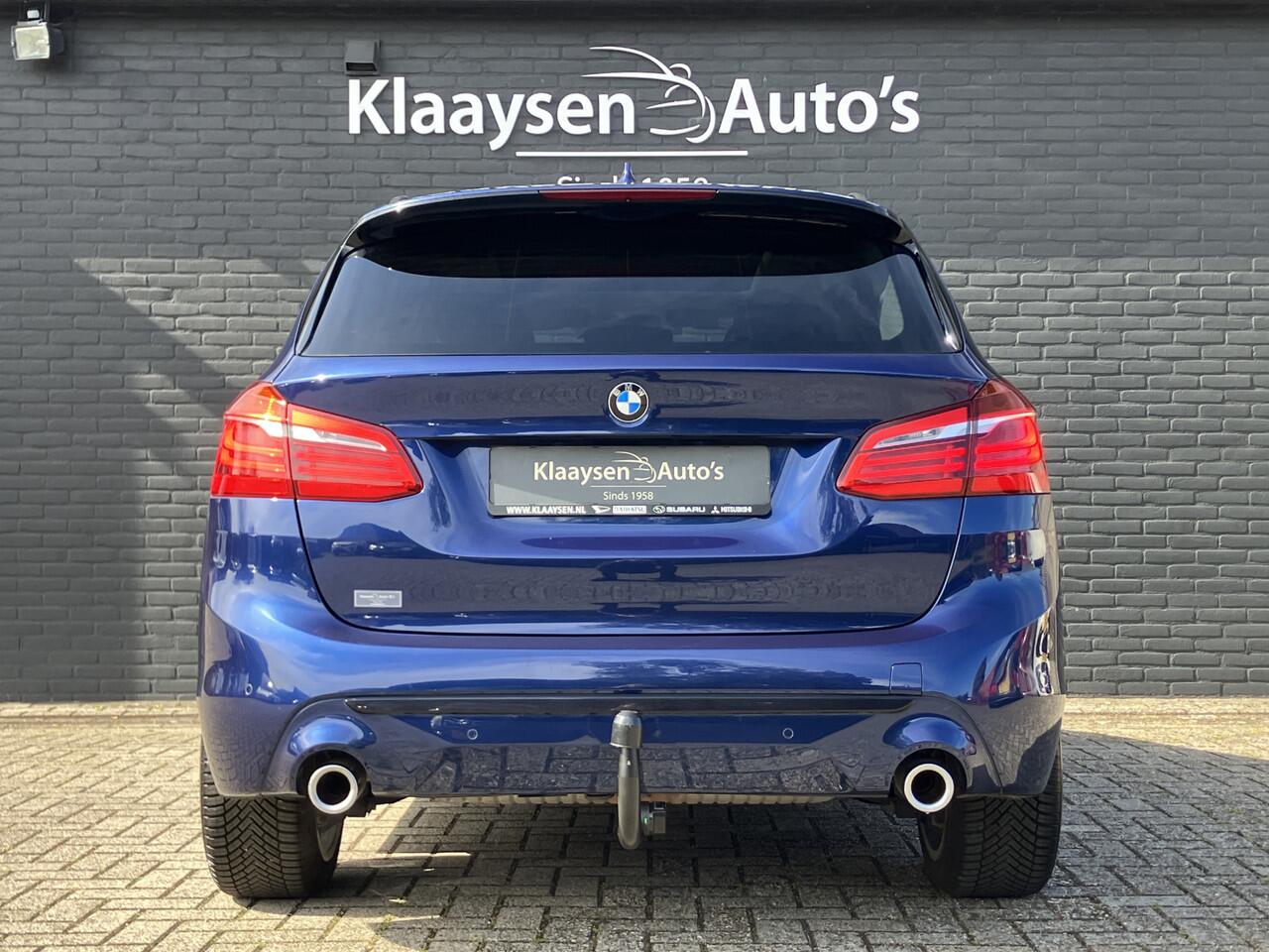 BMW 2-SERIE Active Tourer 220i High Executive Edition 192 pk M-sport AUT. | dealer onderhouden | navigatie | panoramadak | trekhaak