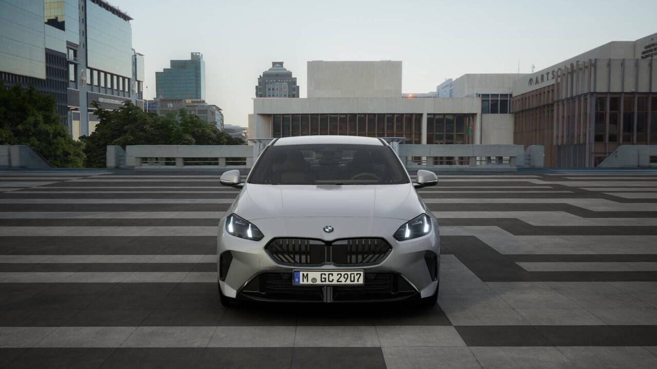 BMW 2-SERIE Gran Coupé 220 M Sport Automaat / Sportstoelen / Achteruitrijcamera / Adaptieve LED / M Adaptief onderstel / Comfort Access / Stuurverwarming