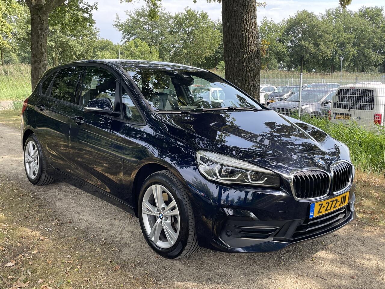 BMW 2-SERIE Active Tourer 225xe iPerformance Executive Leer Stoelverwarming PDC voor en achter info: M.safari 0492588976