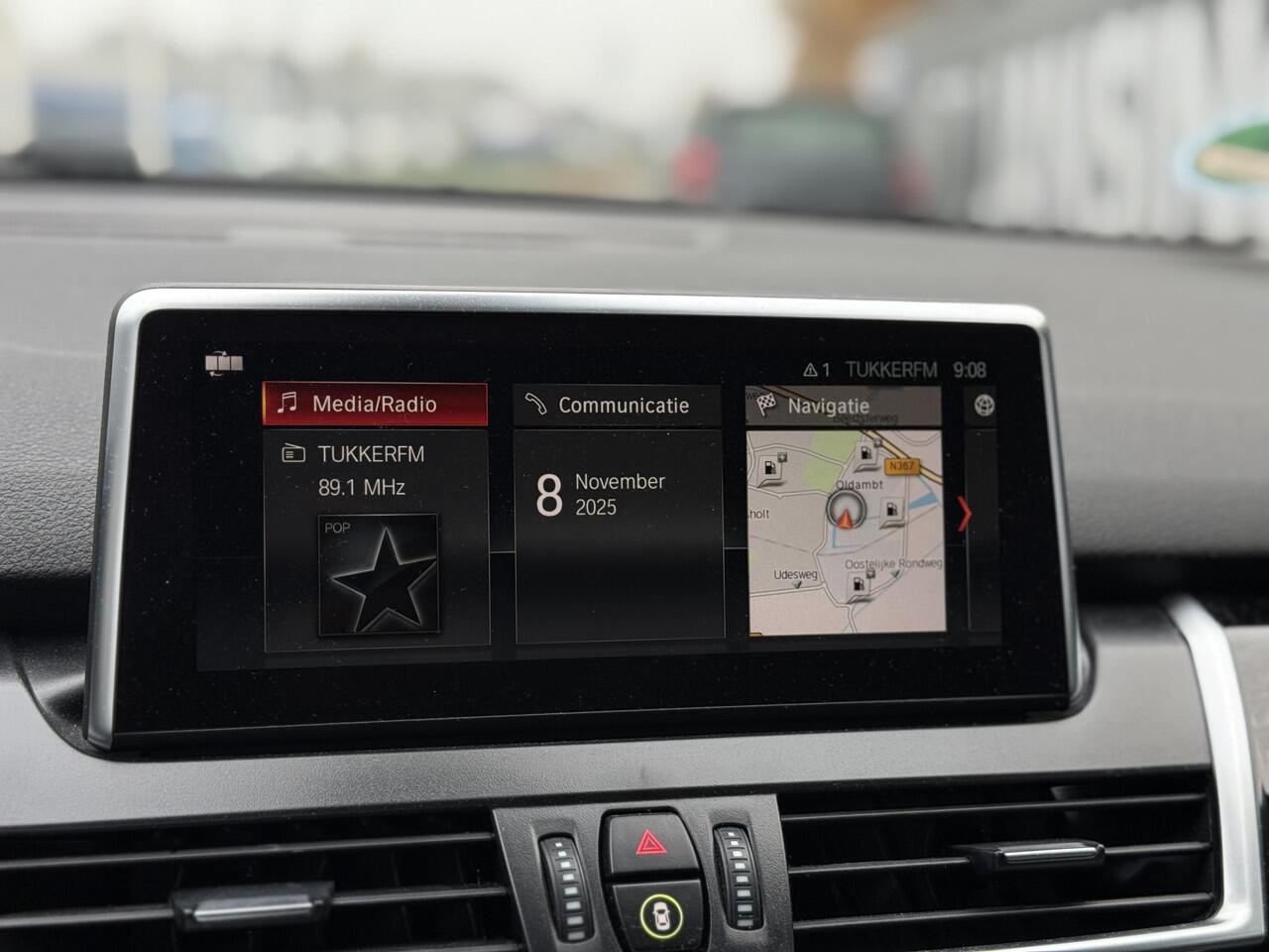 BMW 2-SERIE Active Tourer 218i High Executive Edition!! | Stoelverwarming | PDC V+A | Navigatie | Cruise | Trekhaak | Ndl Auto | RIJKLAARPRIJS INCL 12 MAANDEN GARANTIE EN BEURT