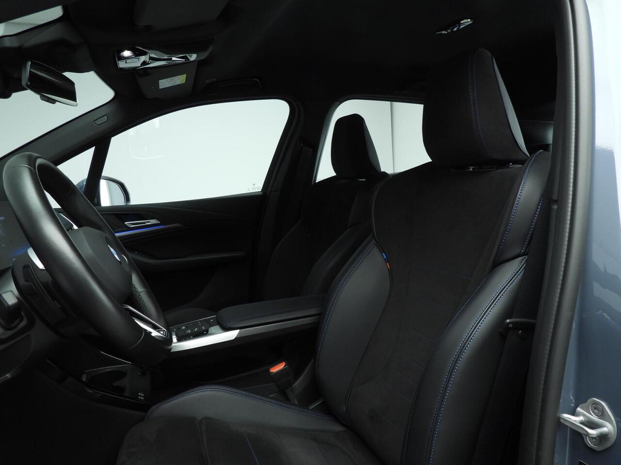 BMW 2-SERIE Active Tourer 220i | M-Sportpakket | LED | Navigatie | Sportstoelen | Stoelverwarming | Keyles go | DAB | Alu 17 inch