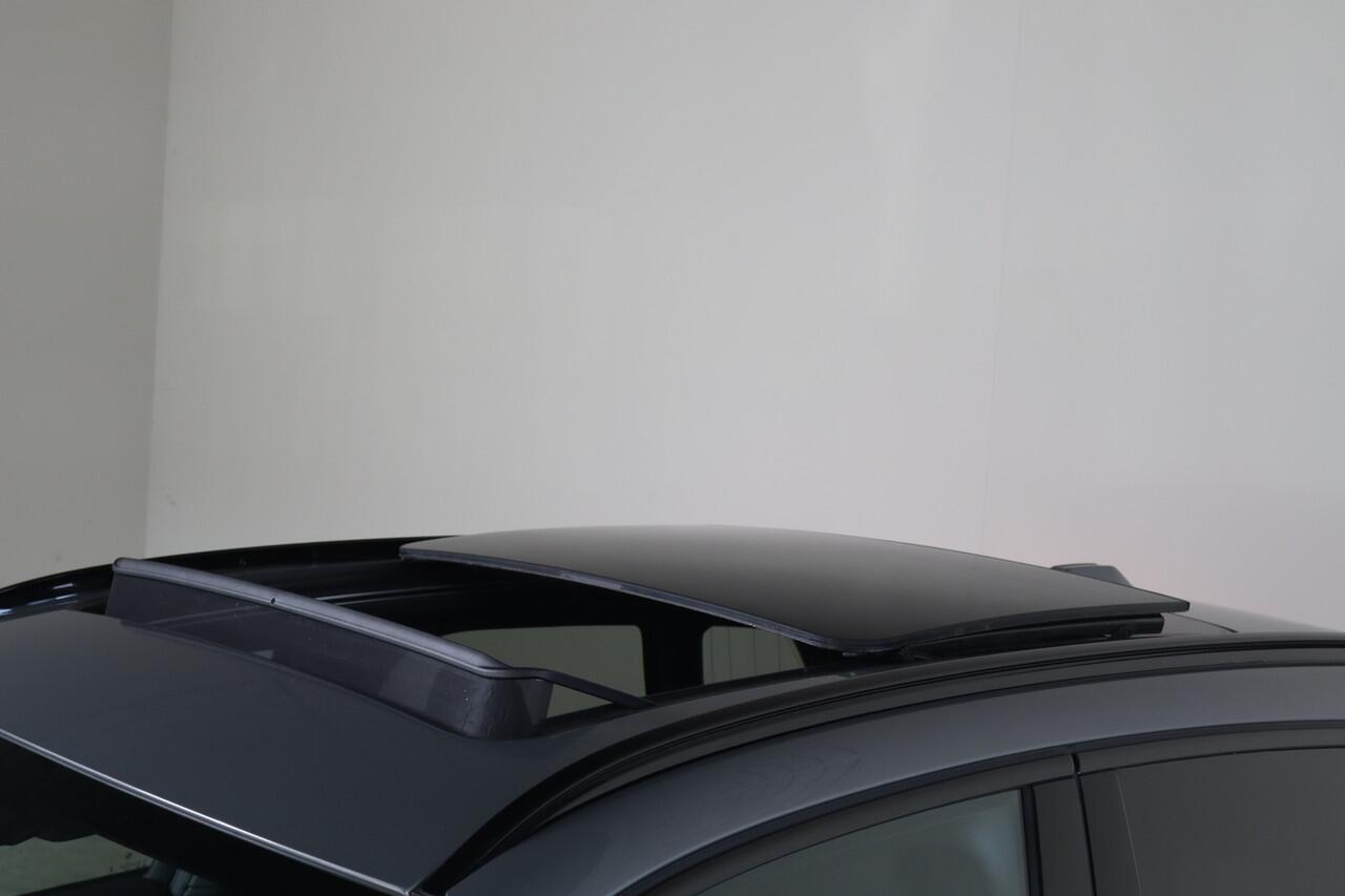 BMW 2-SERIE Active Tourer 225e xDrive M-Sport Harm.Kardon I HUD I Pano-Dak