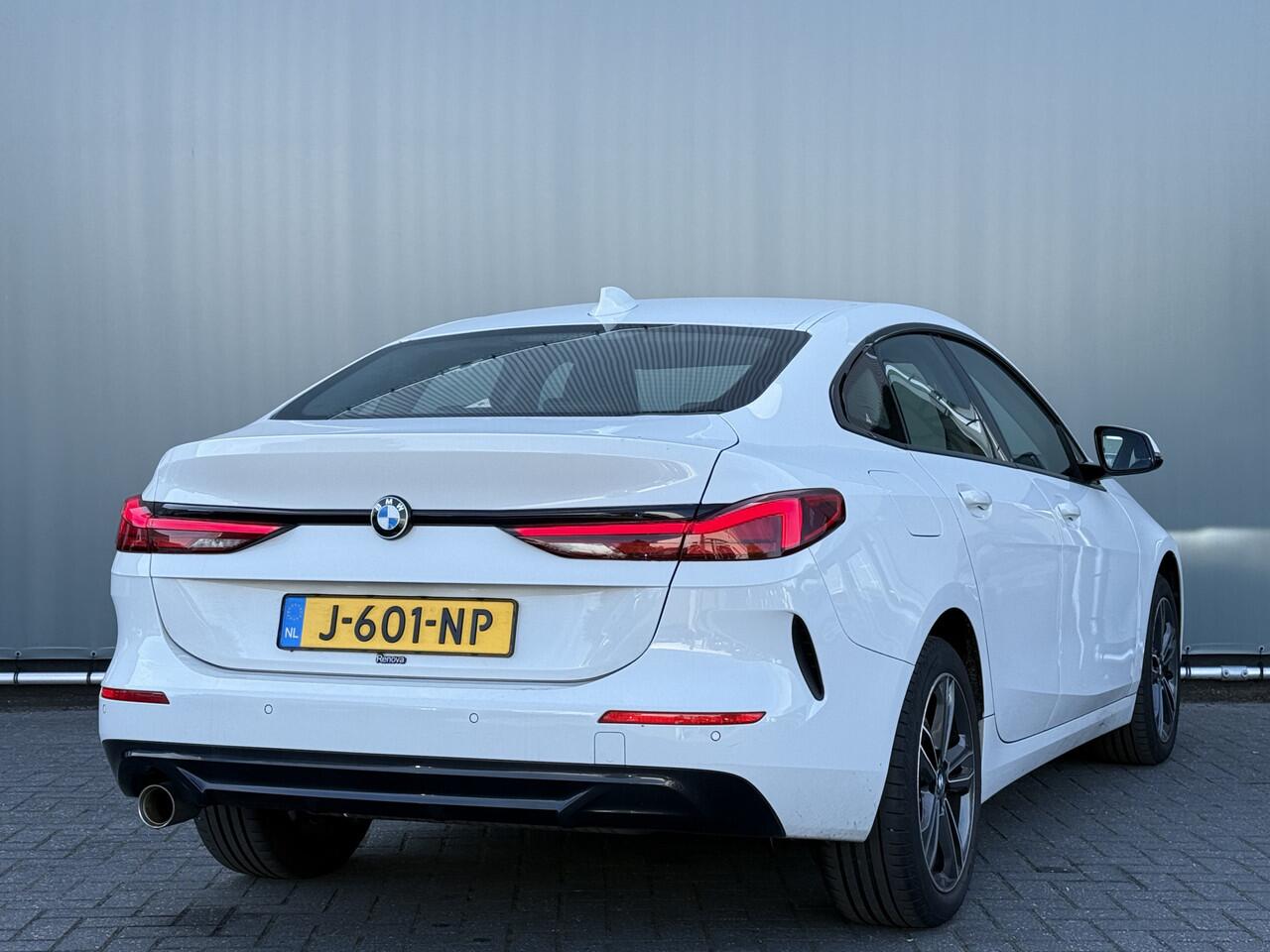 BMW 2-SERIE Gran Coupé BWJ 2020 218i 141 PK Executive AUTOMAAT LEDER | VIRTUAL COCKPIT | STOELVERW. | PDC | NAVI | CLIMA | CRUISE | BLUETOOTH | LMV 17 INCH | MULTIFUNCT. STUURWIEL