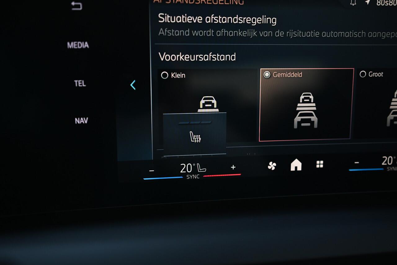 BMW 2-SERIE Gran Coupé 220 M Sport Automaat / Sportstoelen / Adaptieve LED / Comfort Access / M Adaptief onderstel / Parking Assistant / Stoelverwarming