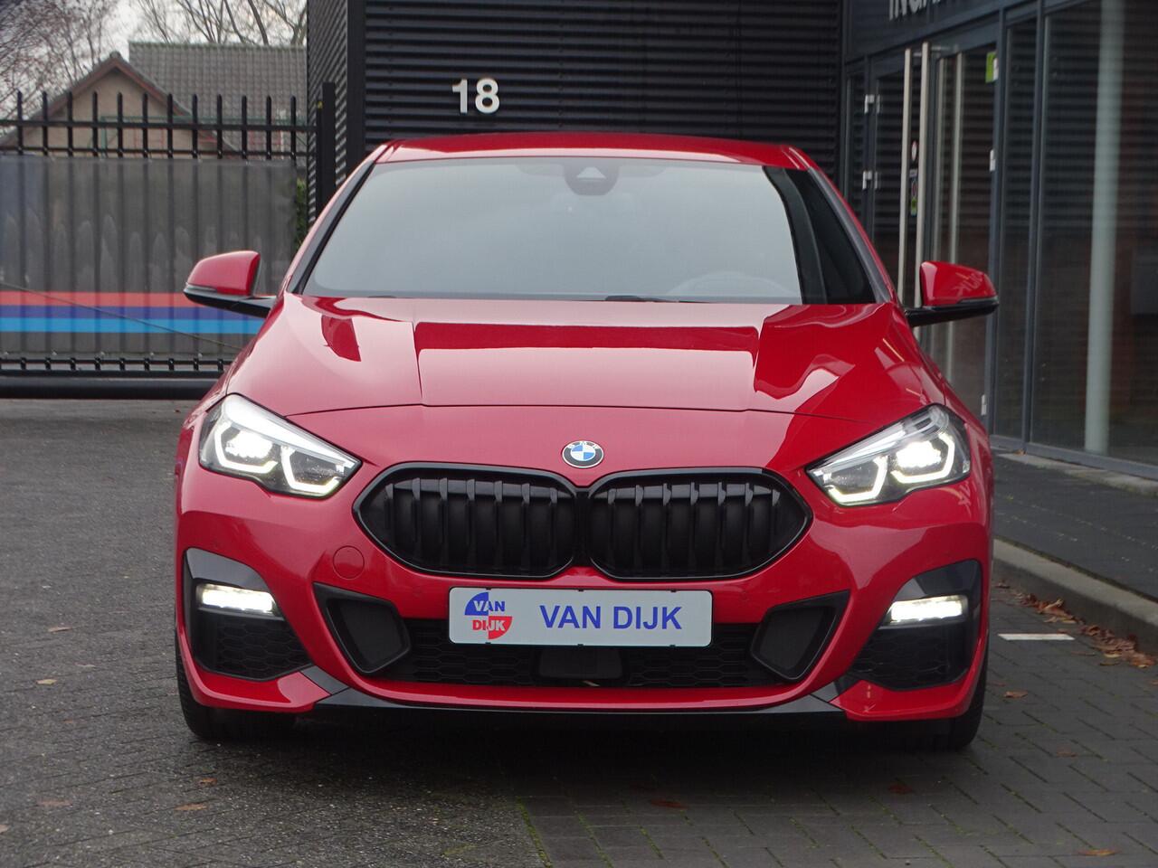 BMW 2-SERIE Gran Coupé 218i High Exe. M Sport kuipstoelen Head-Up Ada.Led Driv.Ass. Active-Cruis HiFi 19"LM Velgen