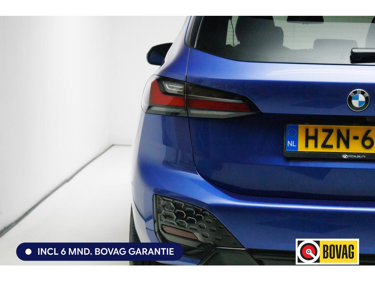 BMW 2-SERIE Active Tourer 218i M-Sport automaat | 19 inch Individual Panoramadak | Harman Kardon | HUD Adaptive cruise, 360 Camera, PDC V+A, El.verstelbare stoel met geheurgen, Elektrische achterklep, Keyless