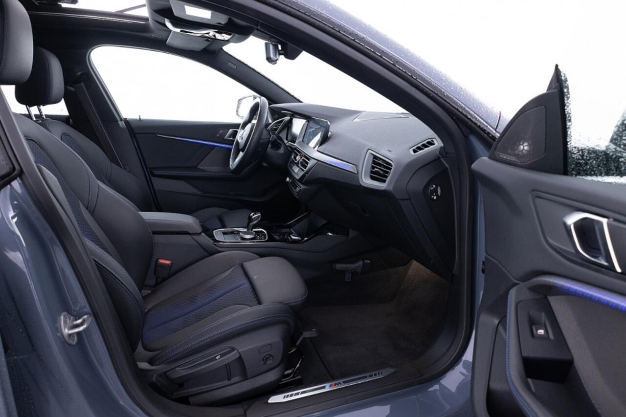 BMW 2-SERIE 218 Gran Coupé M-sport | PANORAMADAK | harman/kardon | Half LEDER
