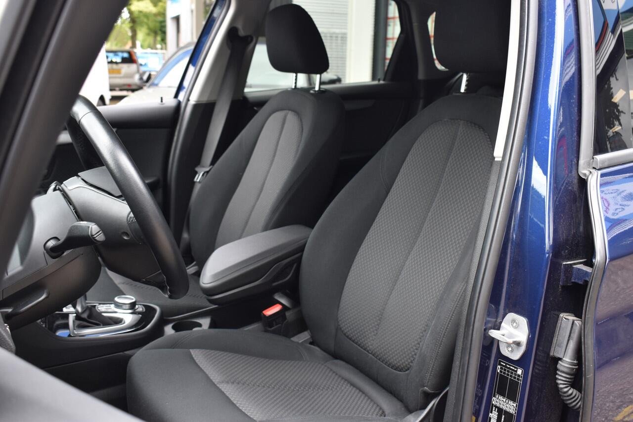 BMW 2-SERIE Active Tourer 225xe iPerformance Executive Navigatie | Stoelverwarming | Camera | 100% Onderhouden | 12 mnd BOVAG garantie Whatsapp 06-53188999