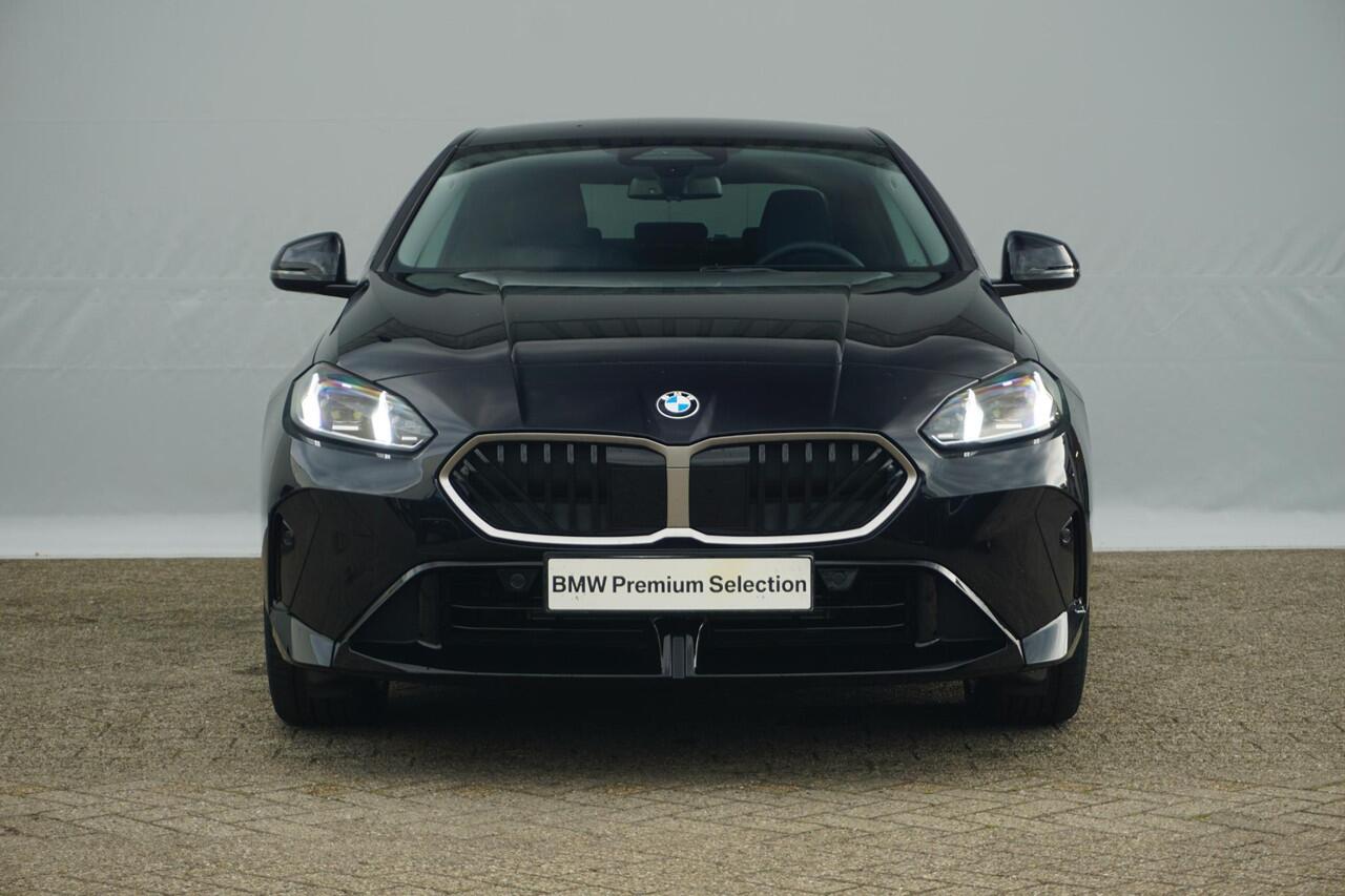 BMW 2-SERIE Gran Coupé 220 M Sport Design 18'' / Stuurwielrand verwarmd / Comfort Access / Driving Assistant