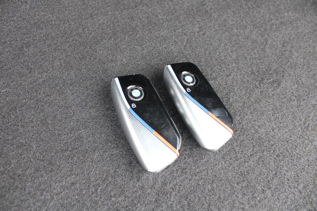 BMW 2-SERIE Active Tourer 218i | M-pakket | El. Trekhaak | AppleCarplay | Keyless | El. Achterklep |