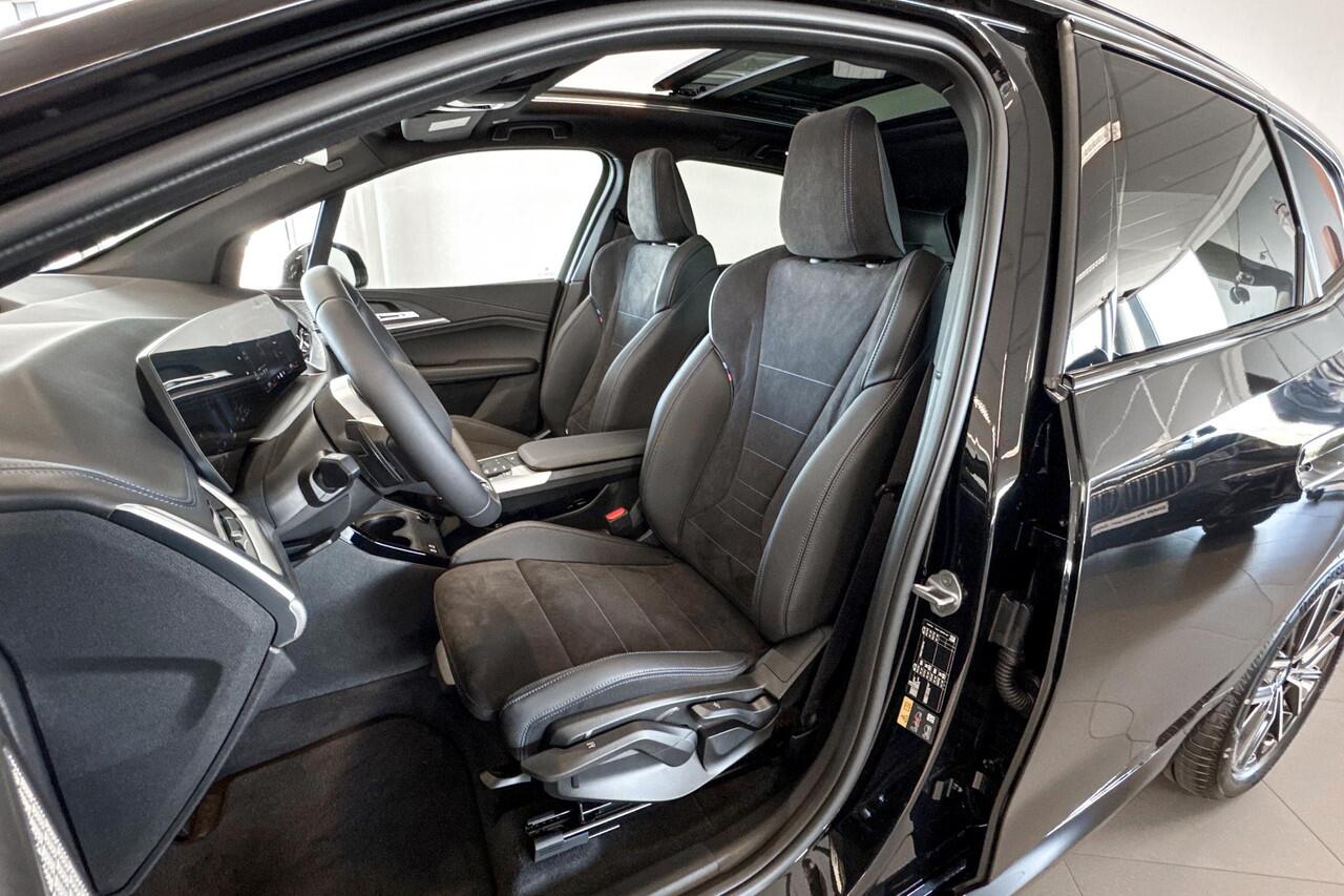 BMW 2-SERIE Active Tourer 225e xDrive | M Sport | Premium Pack | Travel Pack