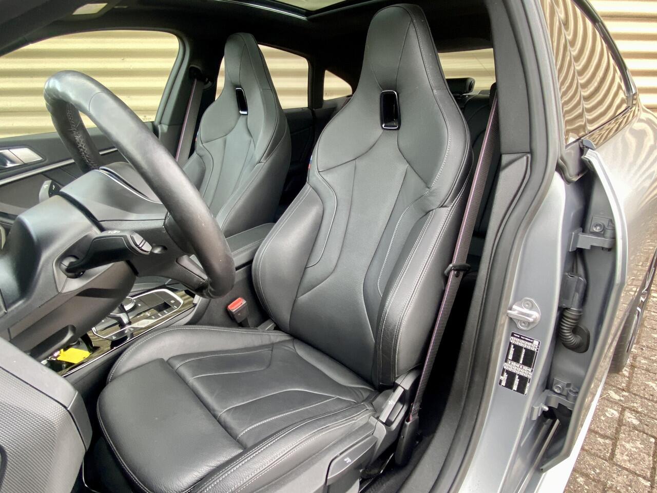 BMW 2-SERIE Gran Coupé 220i [ Panodak,M-pack,leer,Sportstoelen,19``lmv ]