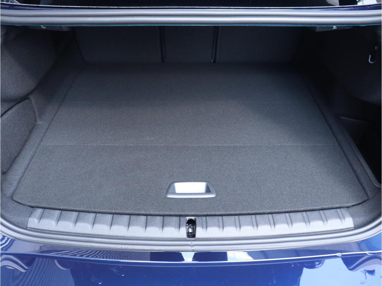 BMW 2-SERIE Gran Coupé 220 | M Sportpakket Pro | Innovation Pack | Panodak | Harman Kardon | Head-Up | Getint Glas | Driving Assistant | 19'' LMV