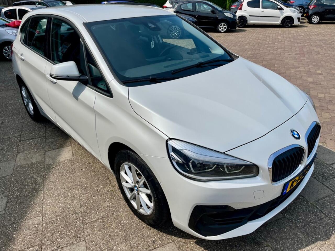 BMW 2-SERIE ACTIVE TOUR. 218I EXECUTIVE NL-AUTO NAP LOGISCH