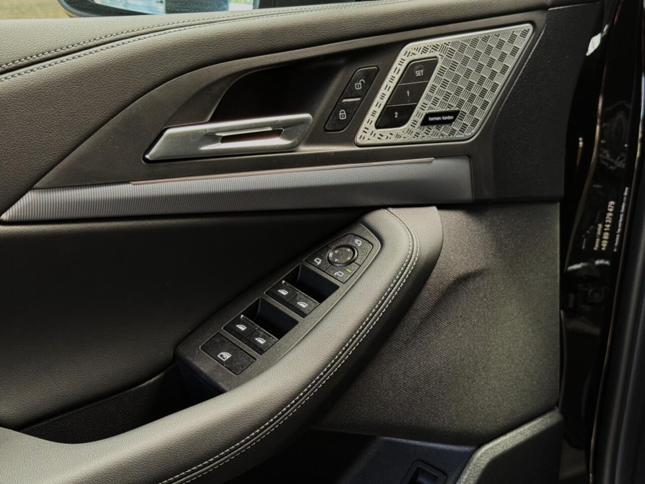 BMW 2-SERIE ACTIVE TOUR. 223i Auto M-sport/ Vol leder/ Panoramadak/ Camera