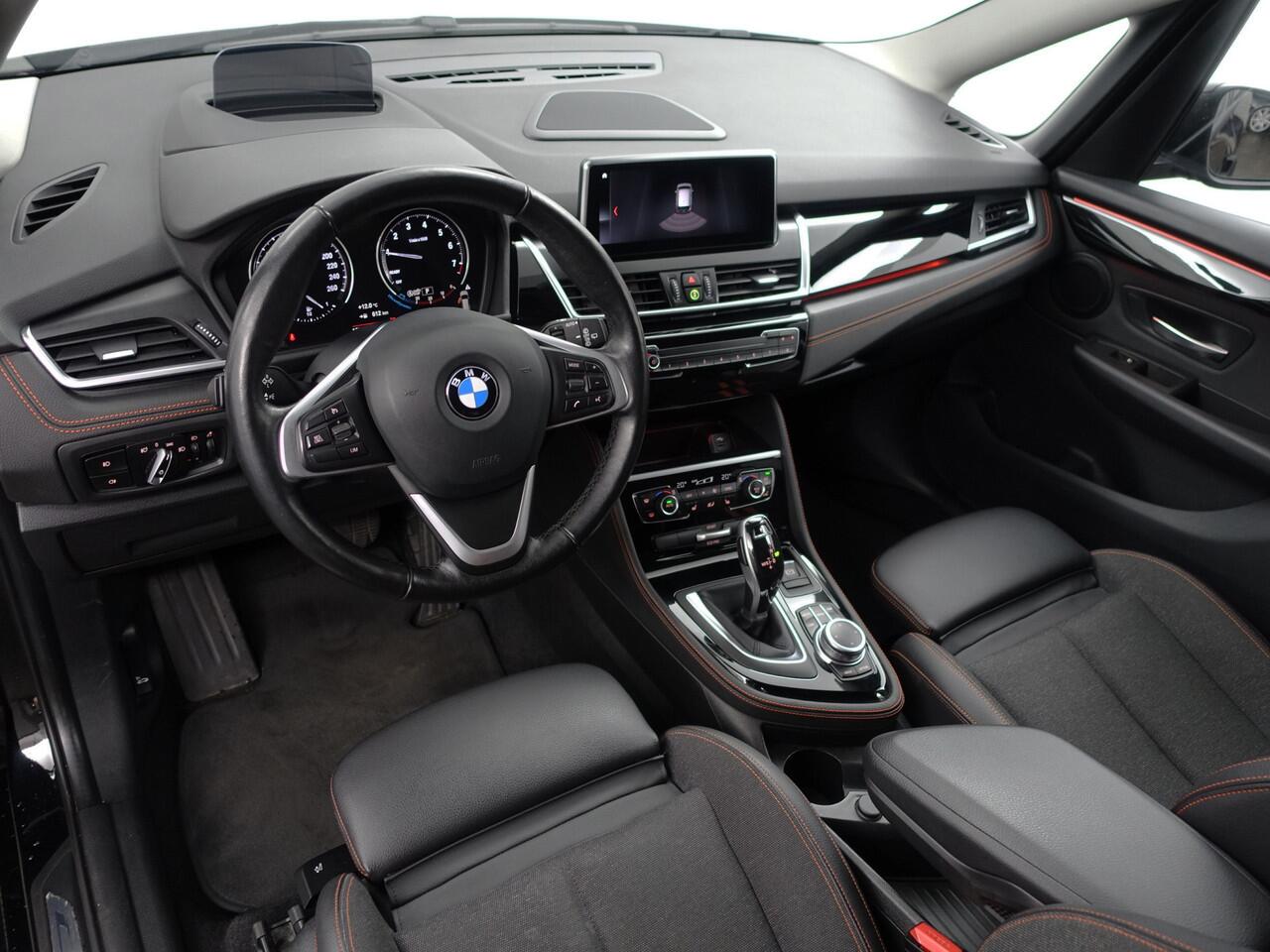 BMW 2-SERIE GRAN TOURER 218i Executive Edition Aut- 7 Pers, Dealer Onderhouden, Head Up, Standkachel, Virtual Cockpit, Stoelverwarming