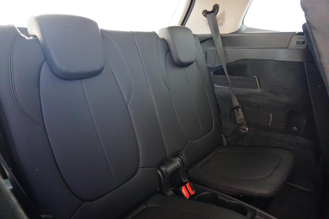 BMW 2-SERIE GRAN TOURER 216i High Executive Luxury Line 17'' / Trekhaak / Derde zitrij / Head-Up Display