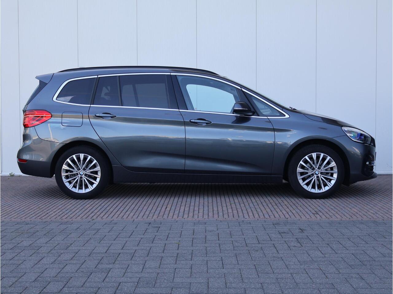 BMW 2-SERIE GRAN TOURER 216i 7p. Business Edition Plus Luxury Line / trekhaak / Achteruitrijcamera / Head Up Display /