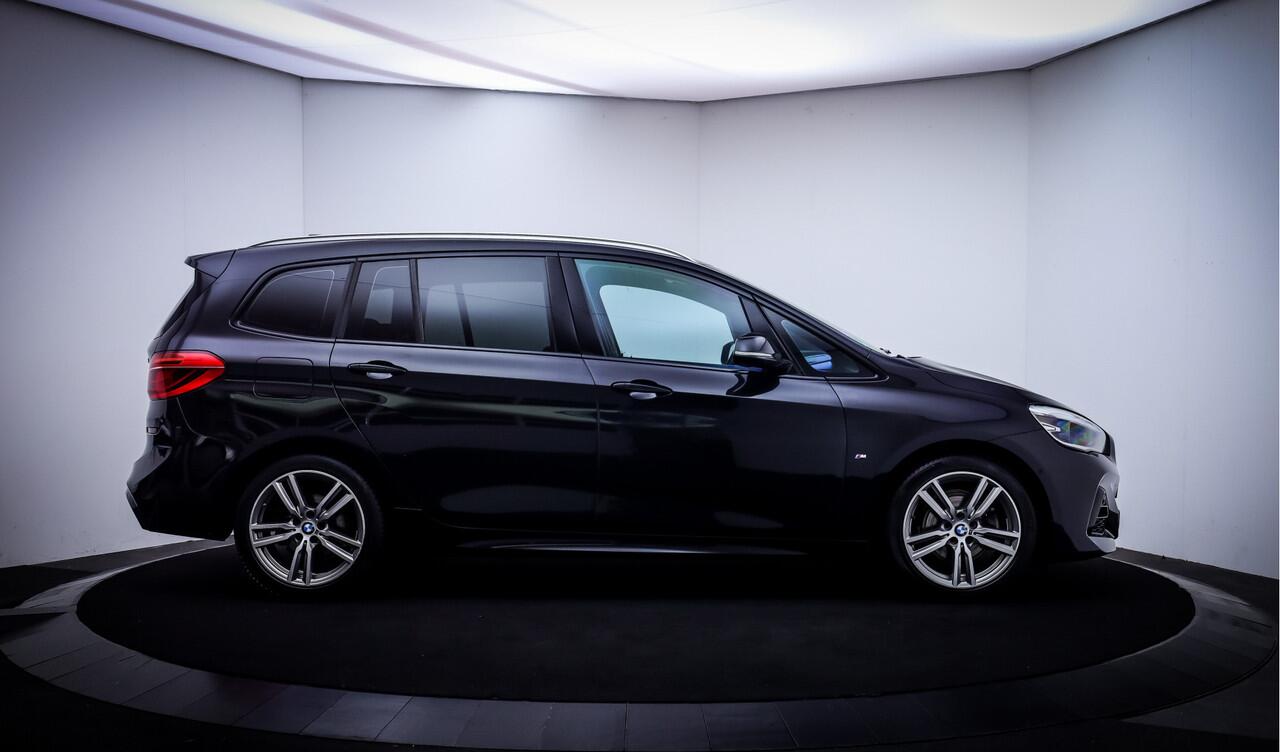 BMW 2-SERIE GRAN TOURER 218iA 7p. M-SPORT Edition HEAD-UP | CAMERA | KEYLESS | STOEL.VW | DEALER ONDERHOUD