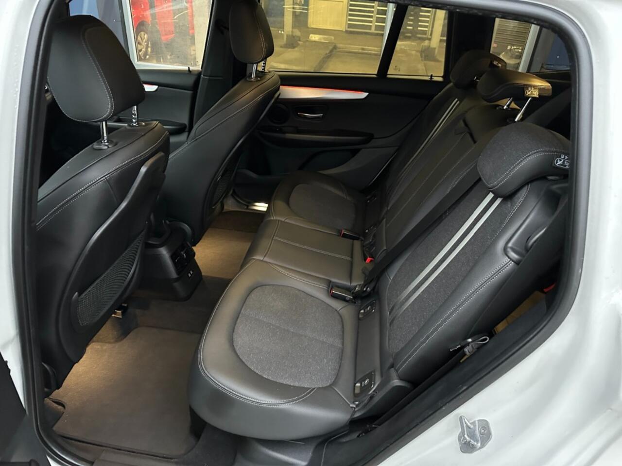 BMW 2-SERIE GRAN TOURER HIGH EXEC. 7 PERS. M-PAKKET. ALL