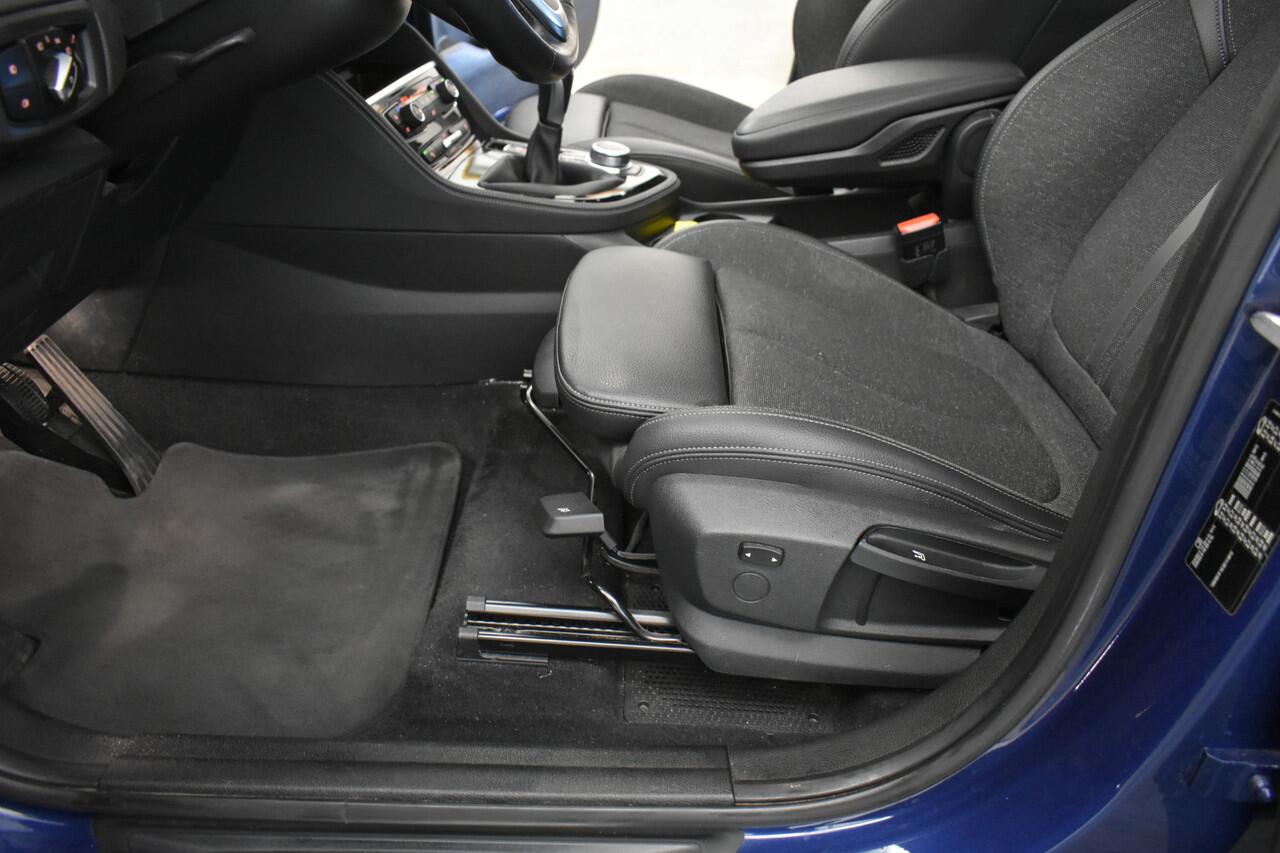 BMW 2-SERIE GRAN TOURER 218i 7pers 136PK High Exec Trekh 1500 KG El aKlep Camera Head-up