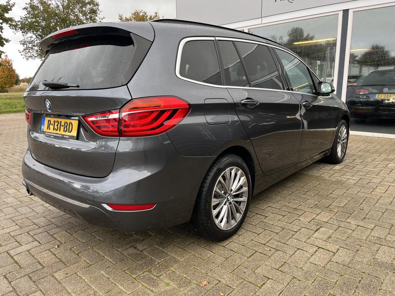 BMW 2-SERIE GRAN TOURER 216i Business Edition Plus 7 Persoons / Trekhaak / Leder / Camera / Stoelverwarming