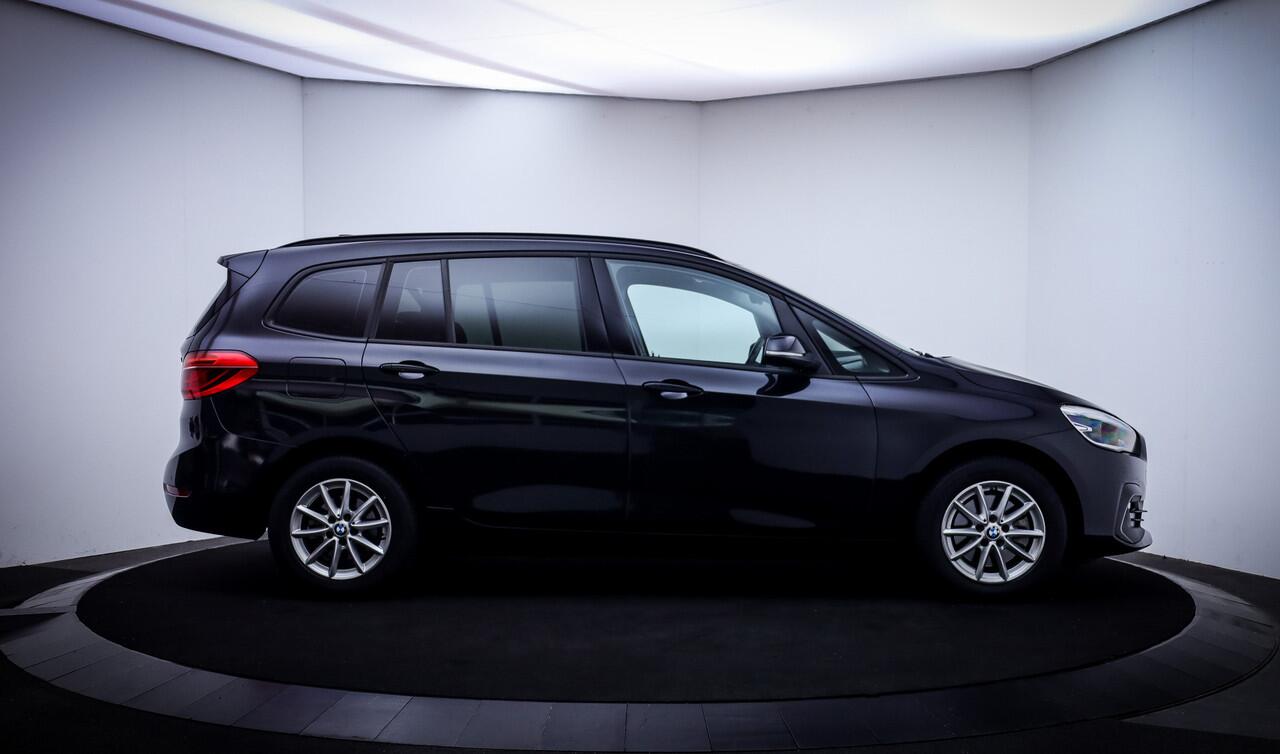 BMW 2-SERIE GRAN TOURER 218iA 7p. Business Edition Plus FULL LED | HEAD UP | CARPLAY | NAVI | STOELVERW | DAB | PDC | LMV | ELEK KLEP