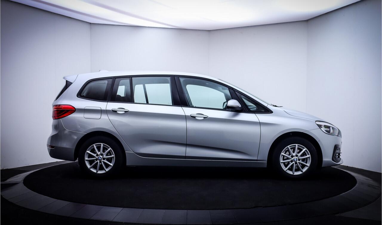 BMW 2-SERIE GRAN TOURER 216i 7Pers.Executive Edition NAVI | DAB | BLUETOOTH | PDC V+A | LMV