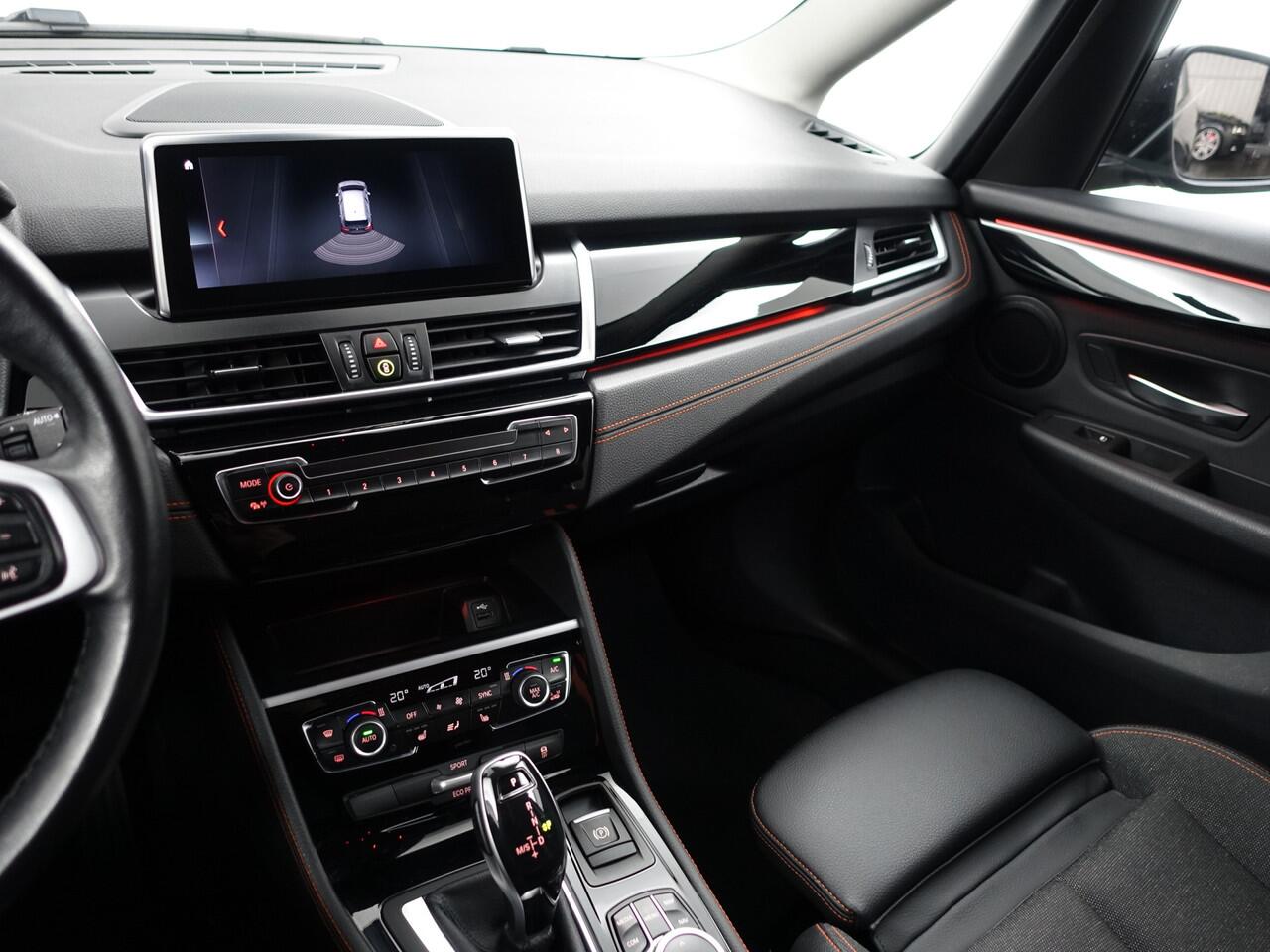 BMW 2-SERIE GRAN TOURER 218i Executive Edition Aut- 7 Pers, Dealer Onderhouden, Head Up, Standkachel, Virtual Cockpit, Stoelverwarming