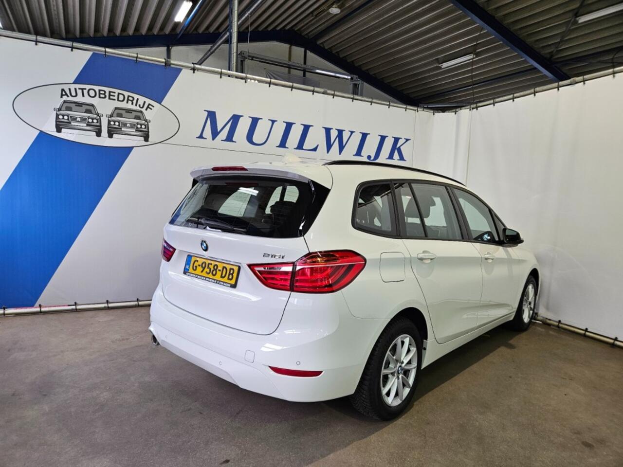 BMW 2-SERIE GRAN TOURER 216i Executive Edition 7 pers. / Navi / NL Auto