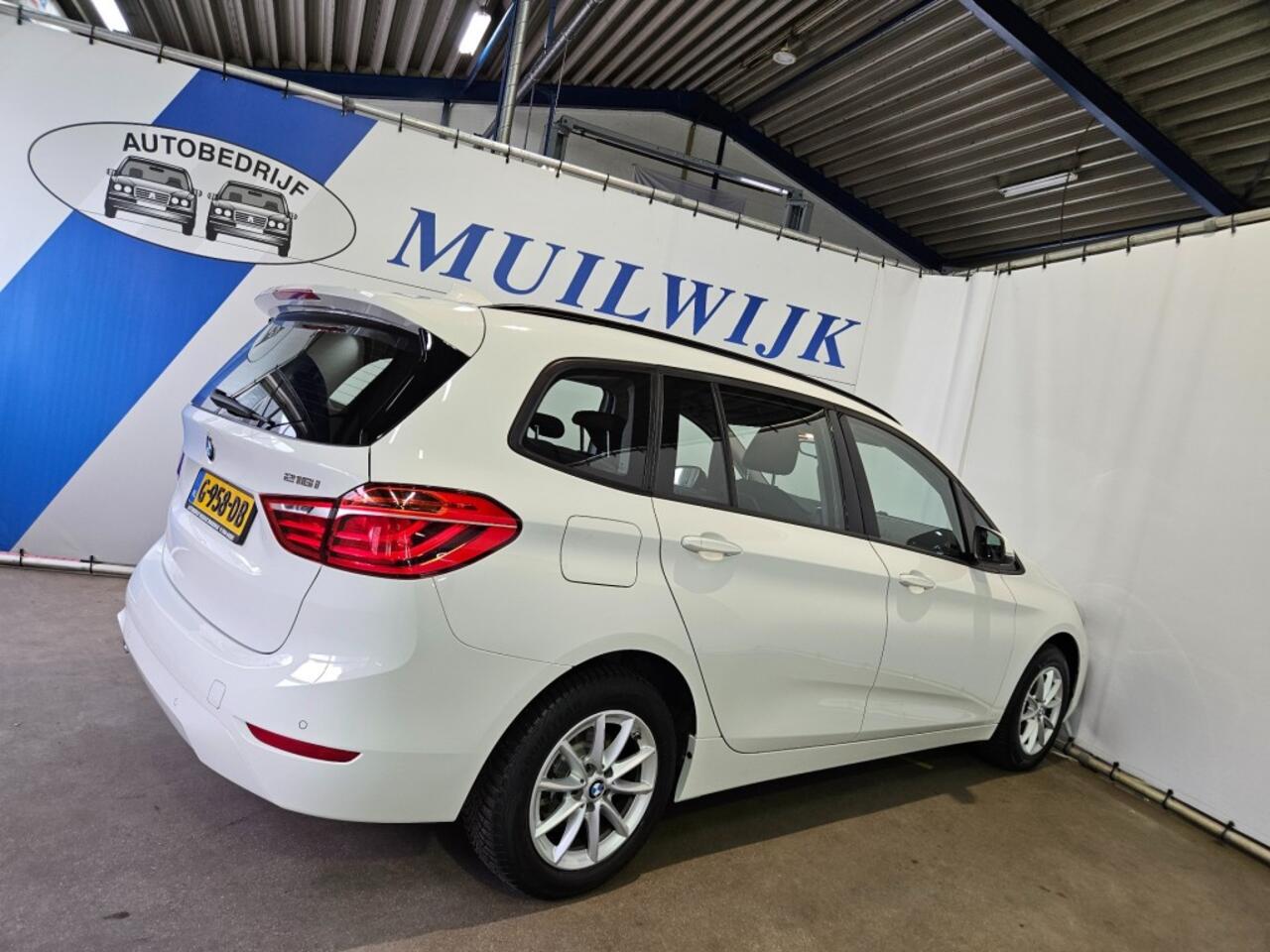 BMW 2-SERIE GRAN TOURER 216i Executive Edition 7 pers. / Navi / NL Auto
